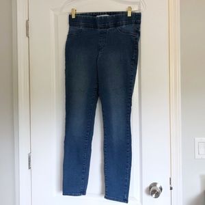 🛍 3/$20 - Old Navy Super Skinny Jegging